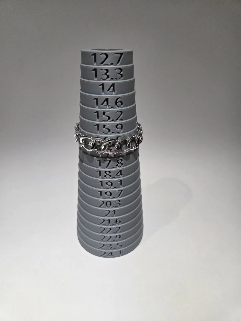 Elegant Sterling Silver Link Bracelet with Diamond Accent - Silver